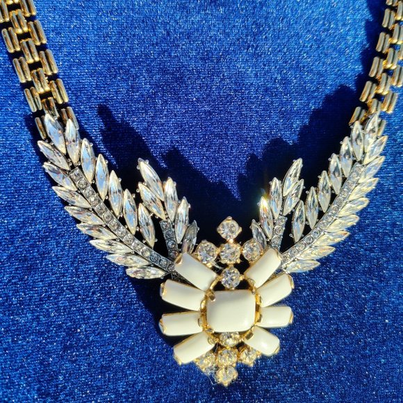 LULU FROST Winged Glory Necklace - Picture 4 of 16